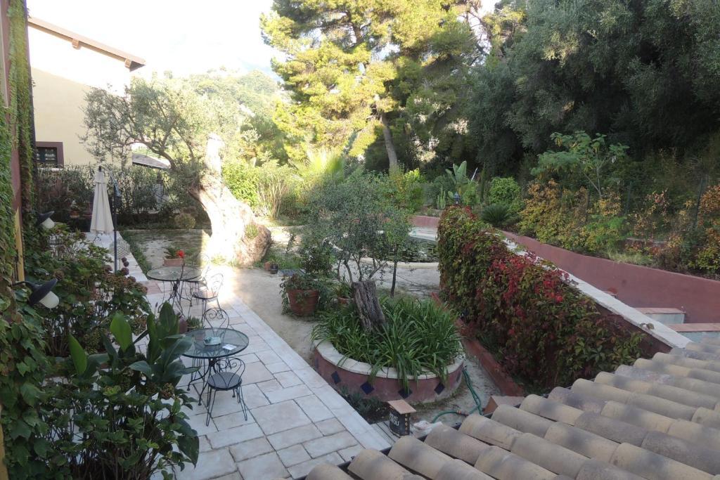 Bed and Breakfast Sous L'Olivier Menton Exterior foto